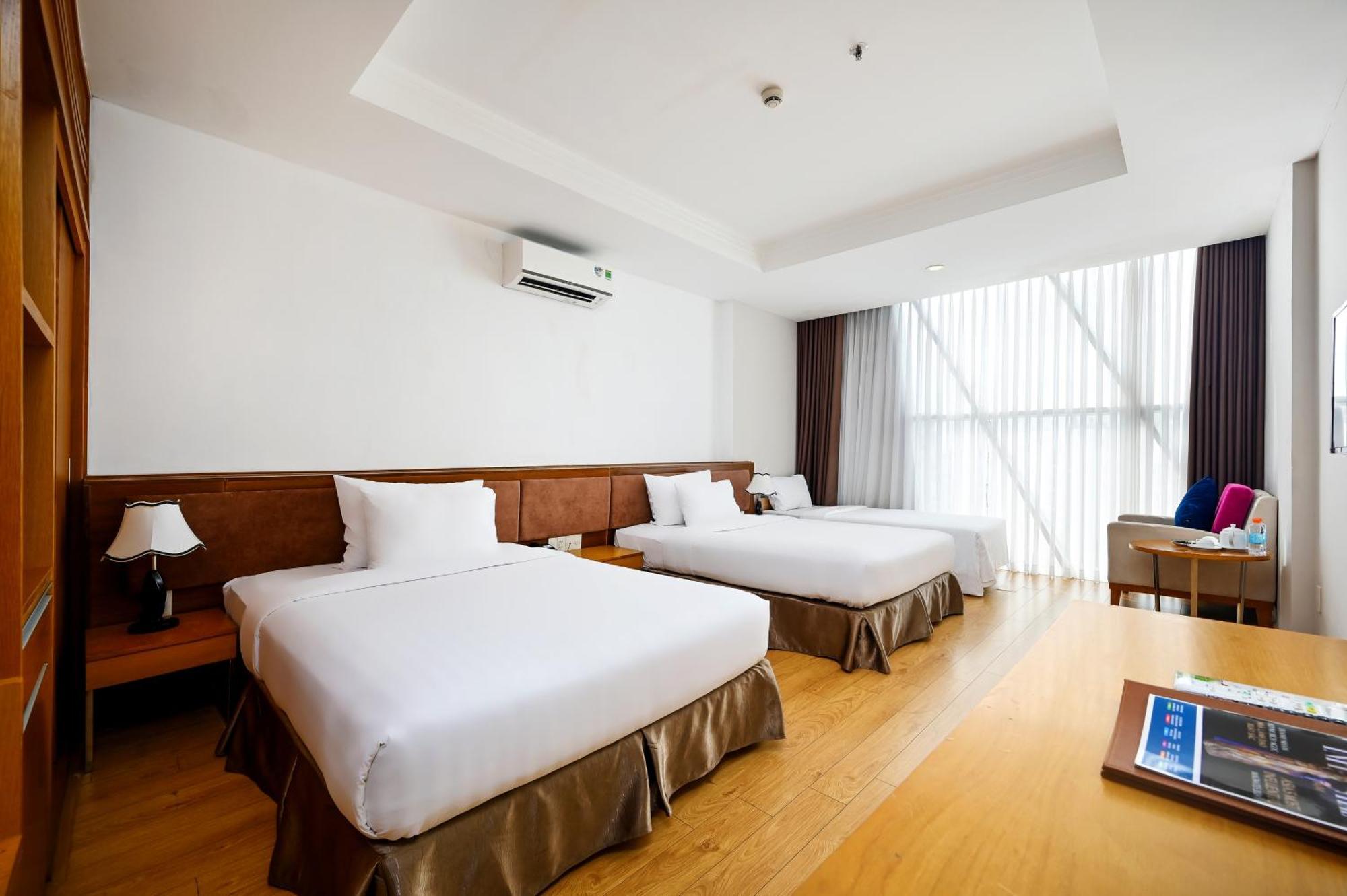 Ttc Hotel Deluxe Airport Ho Či Minovo Město Exteriér fotografie
