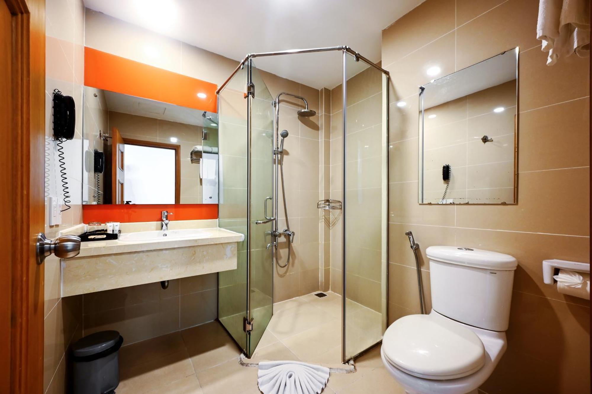 Ttc Hotel Deluxe Airport Ho Či Minovo Město Exteriér fotografie