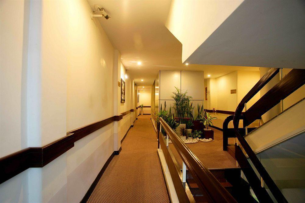 Ttc Hotel Deluxe Airport Ho Či Minovo Město Exteriér fotografie
